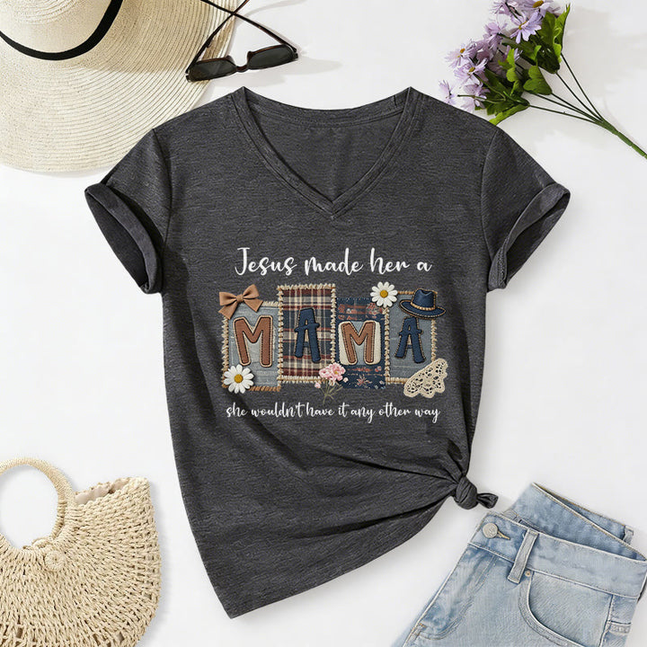 Christianartworkshop T-shirt casual con scollo a V e grafica "Jesus Made Her A Mama" - Grigio scuro - 2XL - image 20