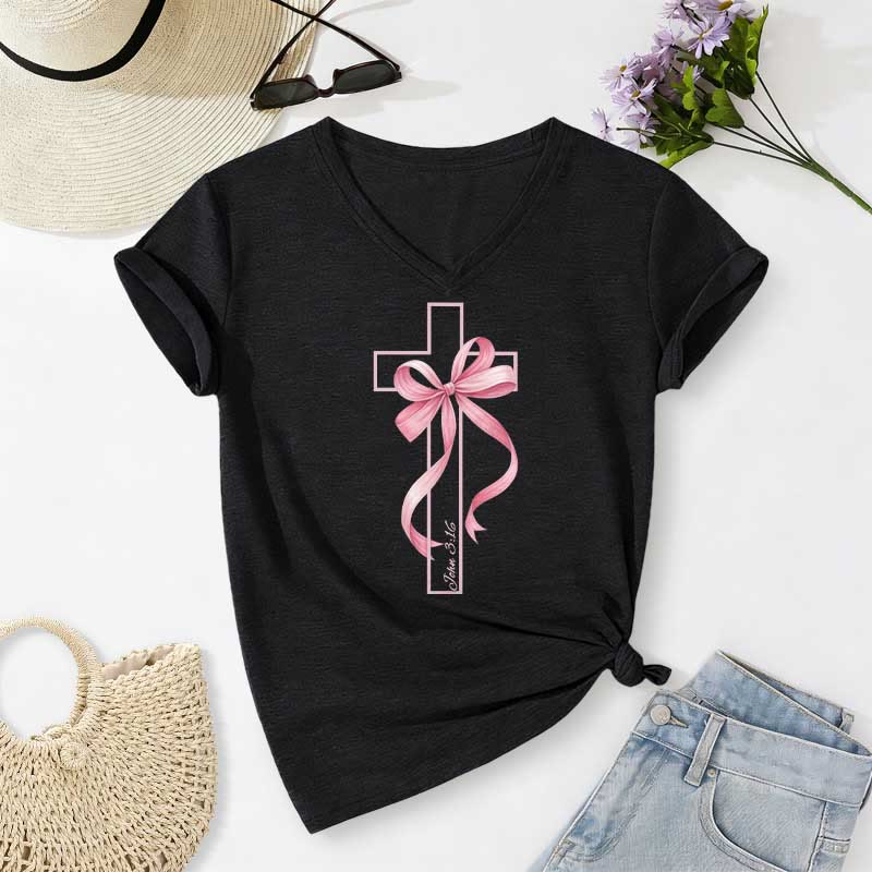 Christianartworkshop T-shirt casual con scollo a V e stampa a croce con fiocco rosa. - Nero - 2XL - image 14