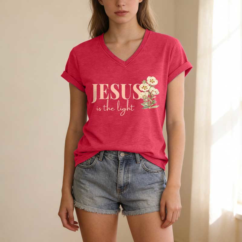 Christianartworkshop T-shirt casual con scollo a V e stampa floreale "Jesus Is The Light" - image 25