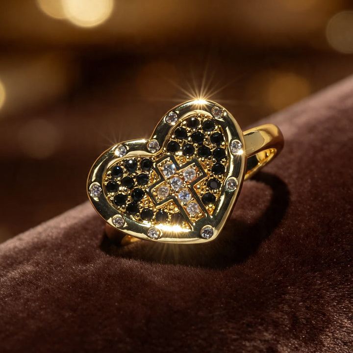 Christianartworkshop Anello a forma di cuore con croce pavé: simbolo di amore sacro e grazia. - image 5