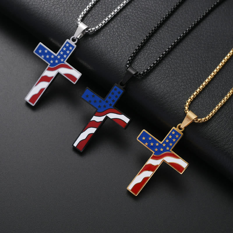 Christianartworkshop Collana con croce e bandiera degli Stati Uniti per il Giorno dell'Indipendenza: ciondolo patriottico e sacro per le festività. - image 1