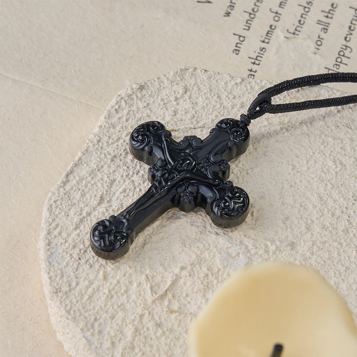 Collana con ciondolo a crocifisso in ossidiana in stile classico Christianartworkshop - image 4