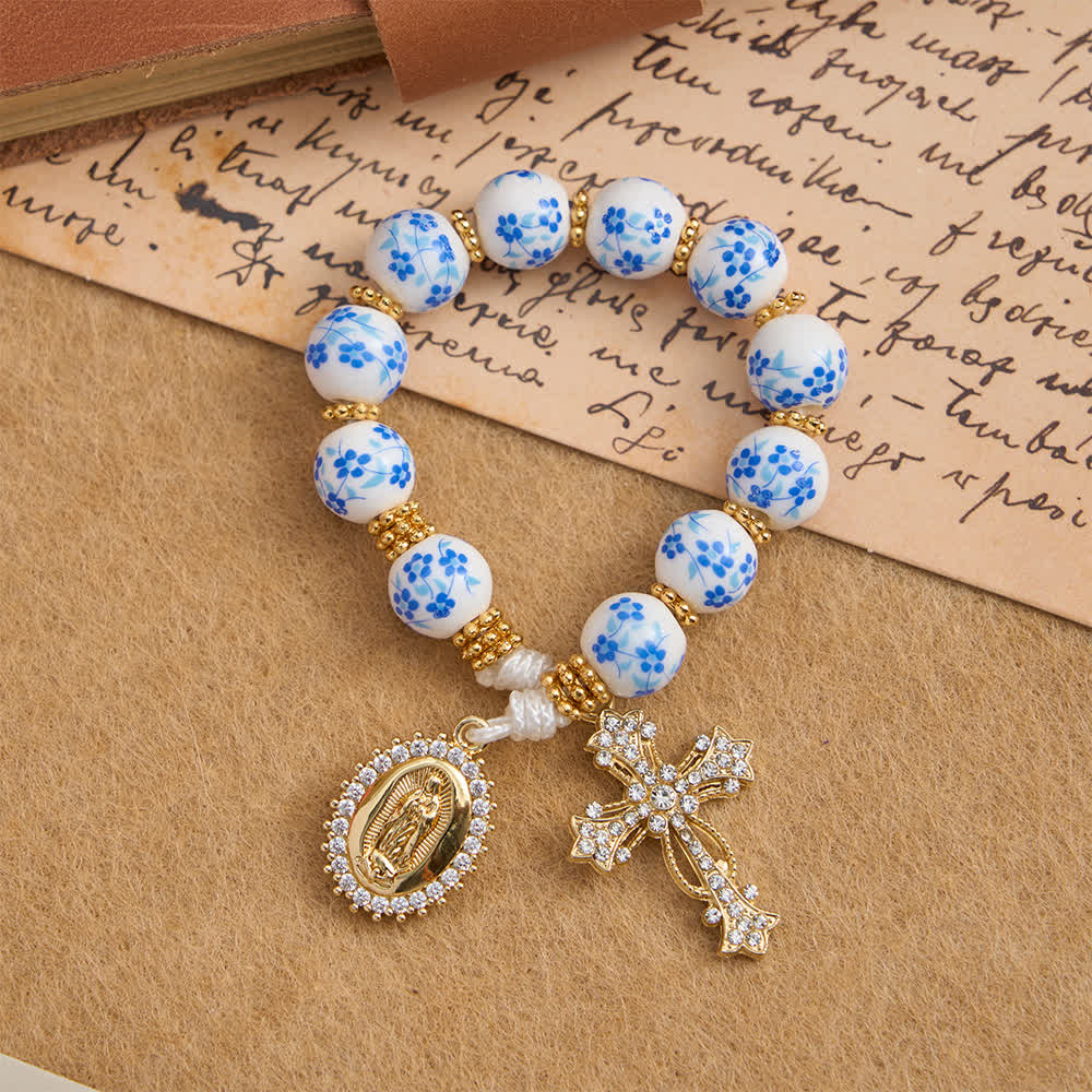 Christianartworkshop Rosario tascabile in porcellana blu con eleganti decorazioni floreali, raffigurante la Madonna e la croce. - image 4