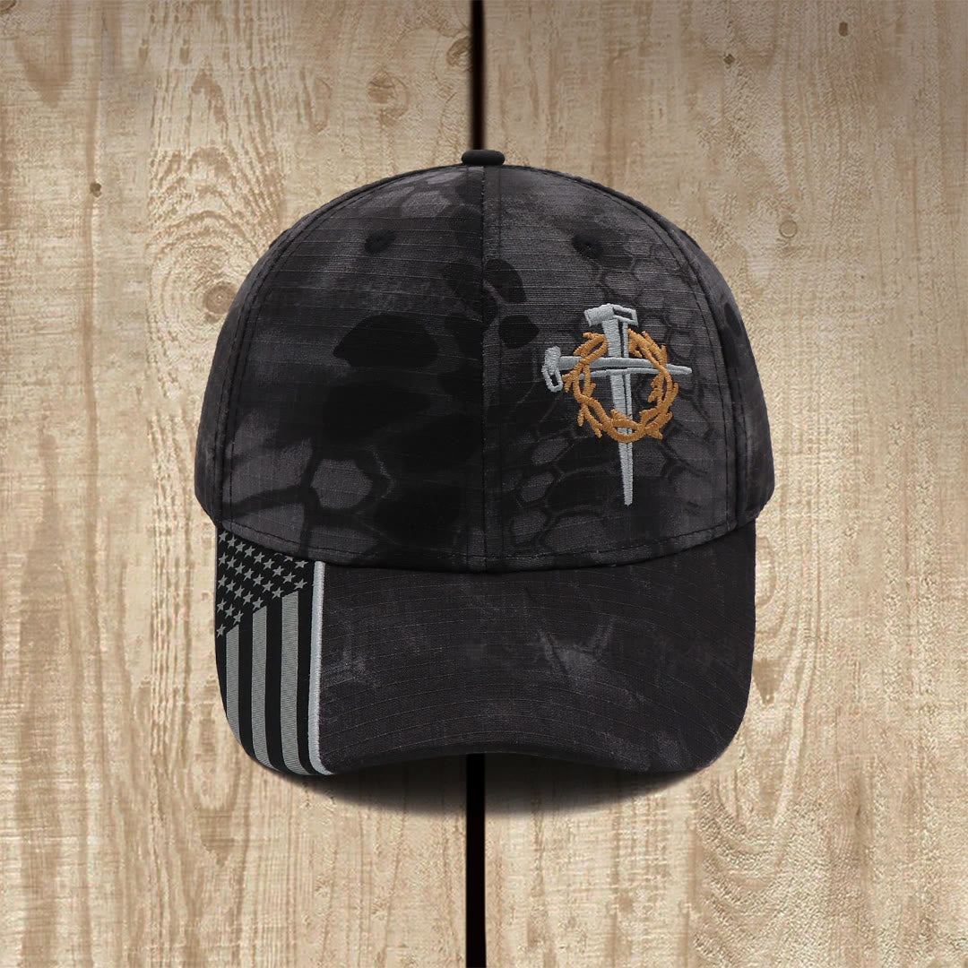 Christianartworkshop Cappellino da camionista con ricamo a croce di chiodi e corona di spine - Pitone nero - image 0