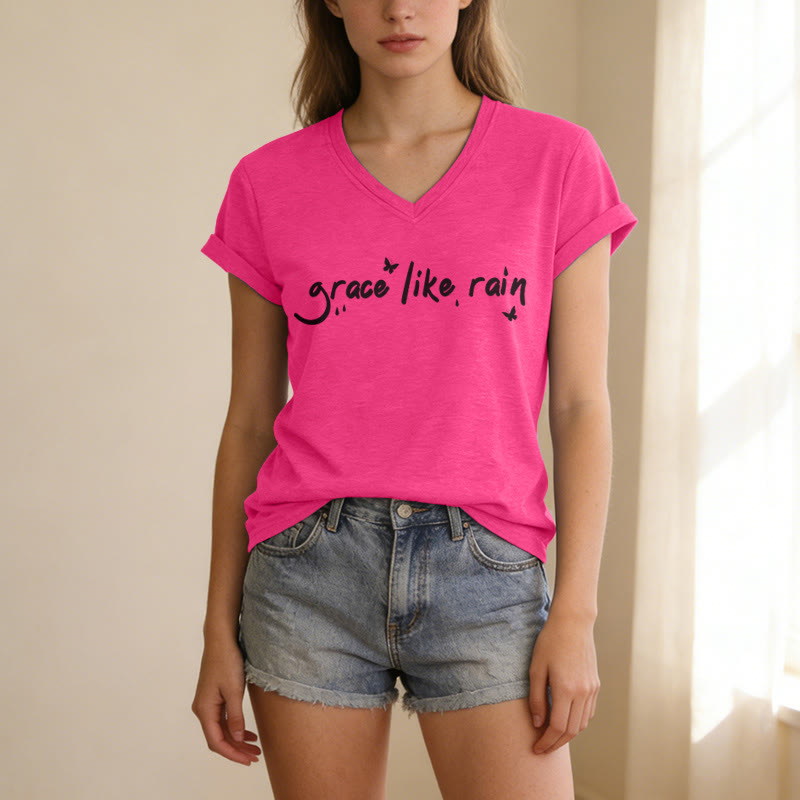 Christianartworkshop T-shirt casual con scollo a V "Grace Like Rain". - image 25