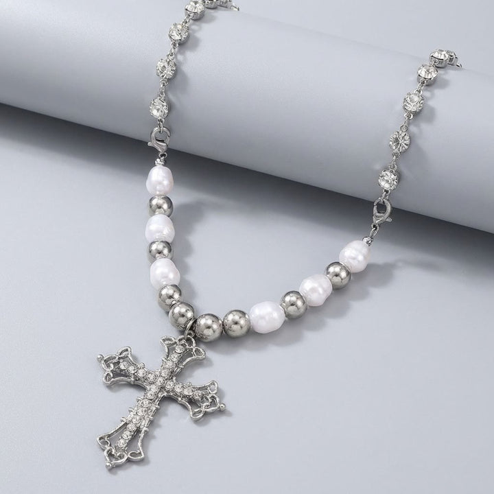 Collana con croce gotica in perle barocche e zirconi Christianartworkshop : simbolo di fede e devozione romantica - image 8