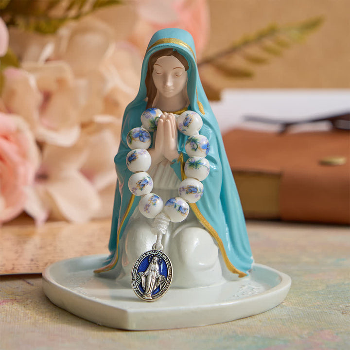 Christianartworkshop Rosario da dito in ceramica blu con decorazioni floreali e devozione alla Madonna. - image 3