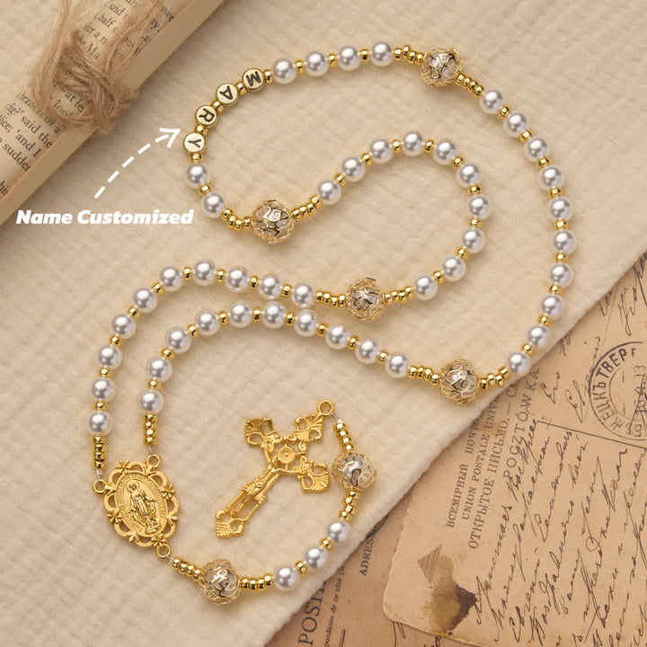 Christianartworkshop Elegante rosario bianco della Vergine Maria con lettere personalizzate per il nome - Nome personalizzato(tutto in maiuscolo) - image 2