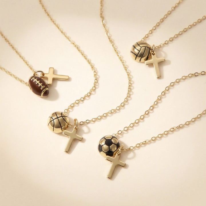 Christianartworkshop Set di gioielli con pallone sportivo e croce (collana + bracciale) con biglietto: simbolo di fede e passione per lo sport. - image 1