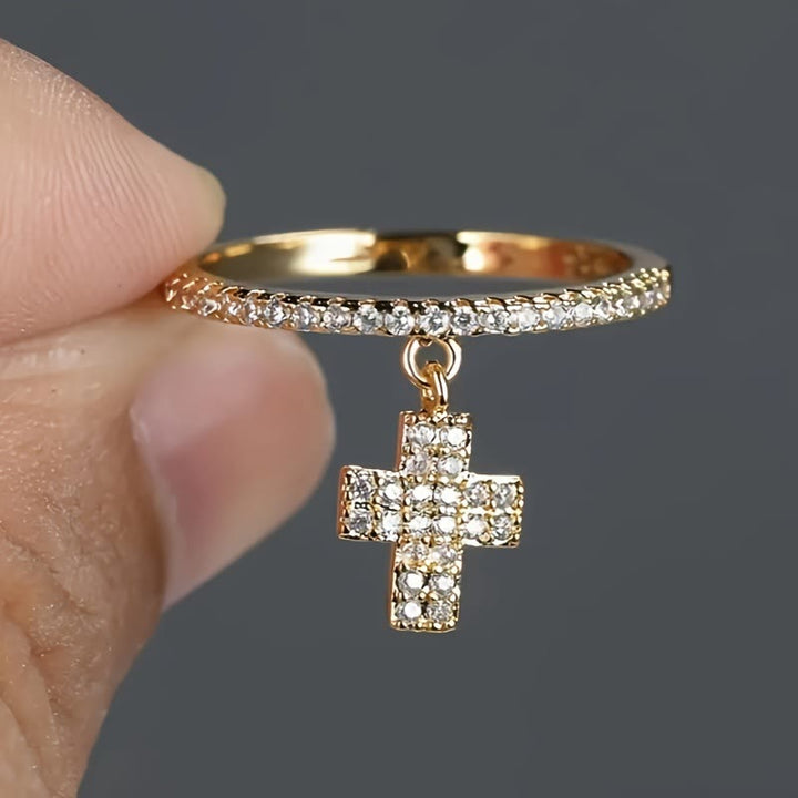 Christianartworkshop Anello a fascia Eternity con croce pendente in zirconi: un promemoria della luce divina - image 1