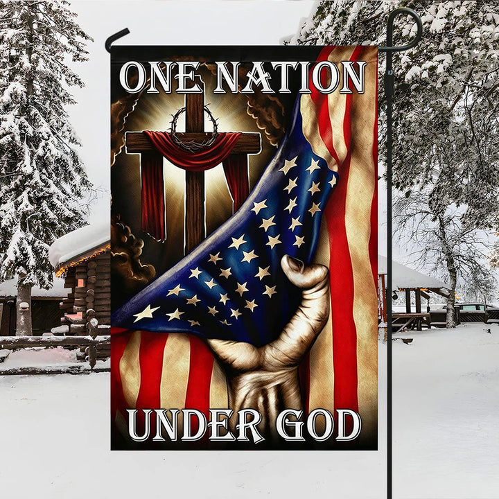 Christianartworkshop Bandiera da giardino con croce e bandiera americana "Una nazione sotto Dio": un simbolo di fede e patriottismo - image 3