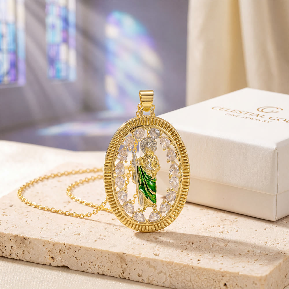 Collana con ciondolo smaltato di San Giuda con alone di zirconi, realizzata Christianartworkshop : simbolo di speranza e protezione divina. - image 3