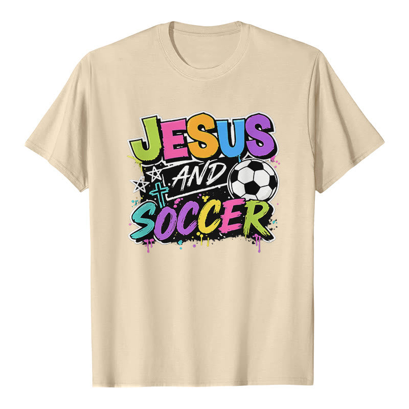 Christianartworkshop Maglietta premium con Gesù e calcio in stile graffiti - Beige - 2XL - image 6