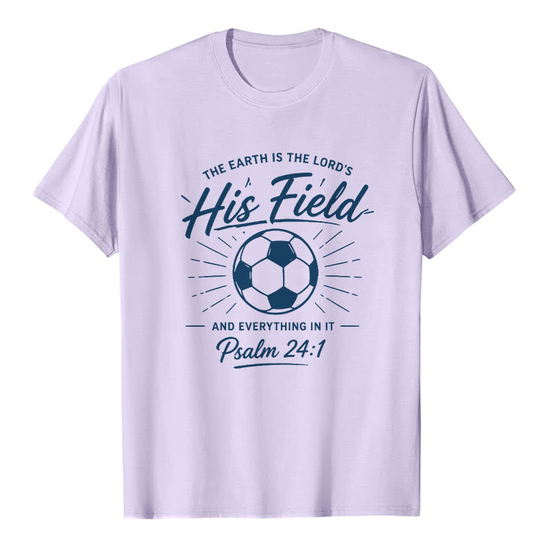 Christianartworkshop Salmo 24:1 Il suo campo Calcio Fede Maglietta a maniche corte premium - Viola - 2XL - image 3