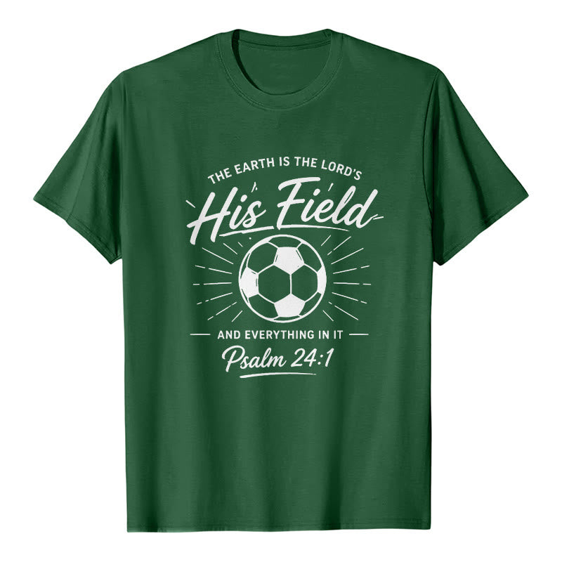 Christianartworkshop Salmo 24:1 Il suo campo Calcio Fede Maglietta a maniche corte premium - Verde scuro - 2XL - image 5