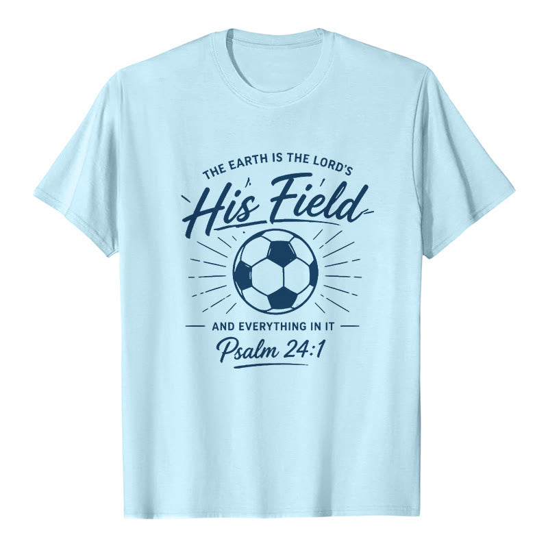 Christianartworkshop Salmo 24:1 Il suo campo Calcio Fede Maglietta a maniche corte premium - Blu - 2XL - image 6
