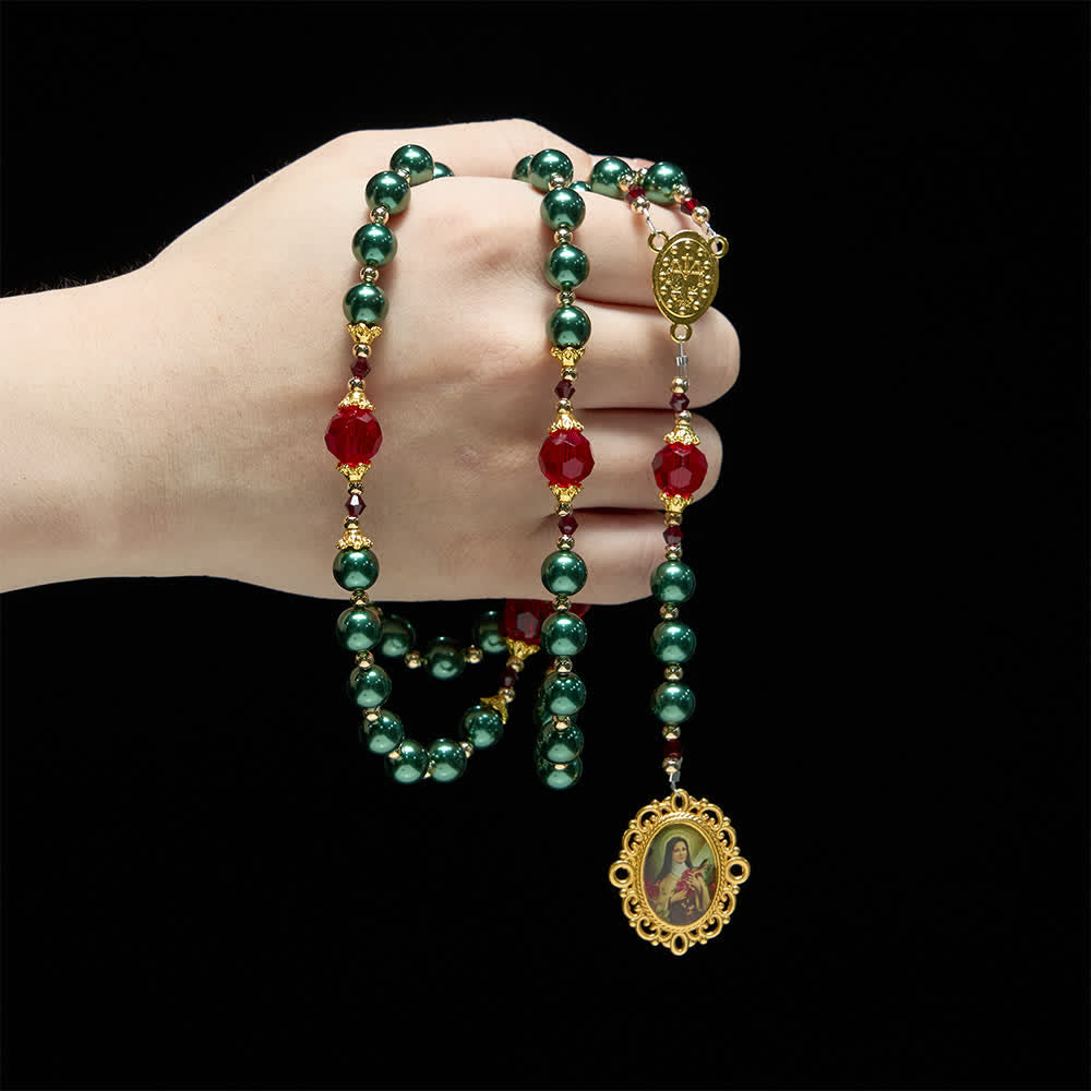 Christianartworkshop Rosario vintage con medaglia di Santa Teresa verde scuro e sette dolori, con dettagli rosso rubino. - image 1