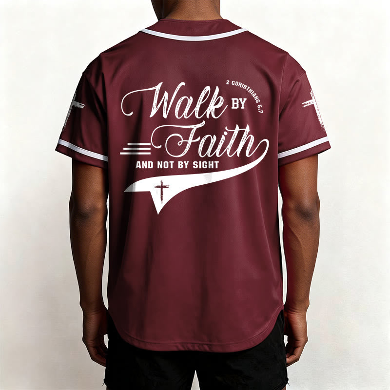 Christianartworkshop 2 Corinzi 5:7 “Camminate per fede e non per visione” Maglia da baseball con croce e messaggio - image 40