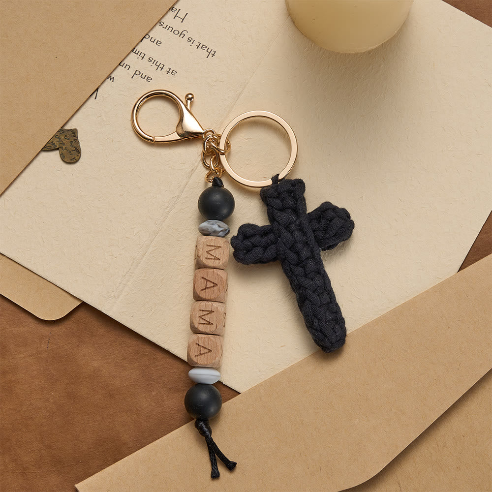 Christianartworkshop Portachiavi a croce in morbido crochet con perline incise “MAMA”: incarna la grazia e il calore della fede. - Nero - image 2