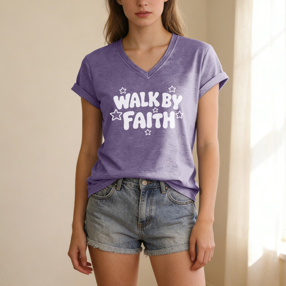 Christianartworkshop T-shirt casual con scollo a V e stampa a stelle "Walk By Faith". - image 17