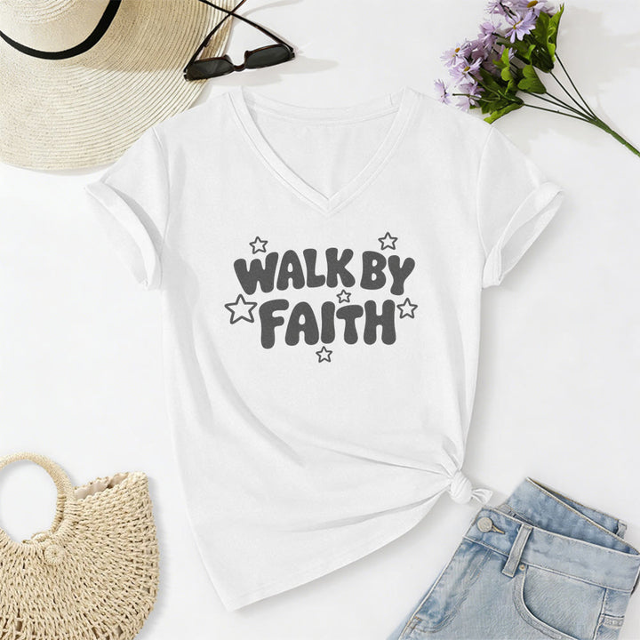 Christianartworkshop T-shirt casual con scollo a V e stampa a stelle "Walk By Faith". - Bianco - 2XL - image 6