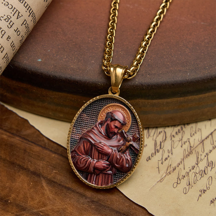Christianartworkshop Elegante collana con ritratto religioso smaltato e cornice dorata: un emblema di fede e protezione. - San Francesco d'Assisi - image 7