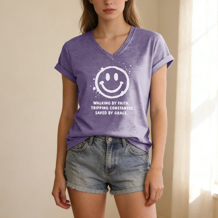 Christianartworkshop T-shirt casual con scollo a V e stampa "Walking By Faith Smiley". - image 19