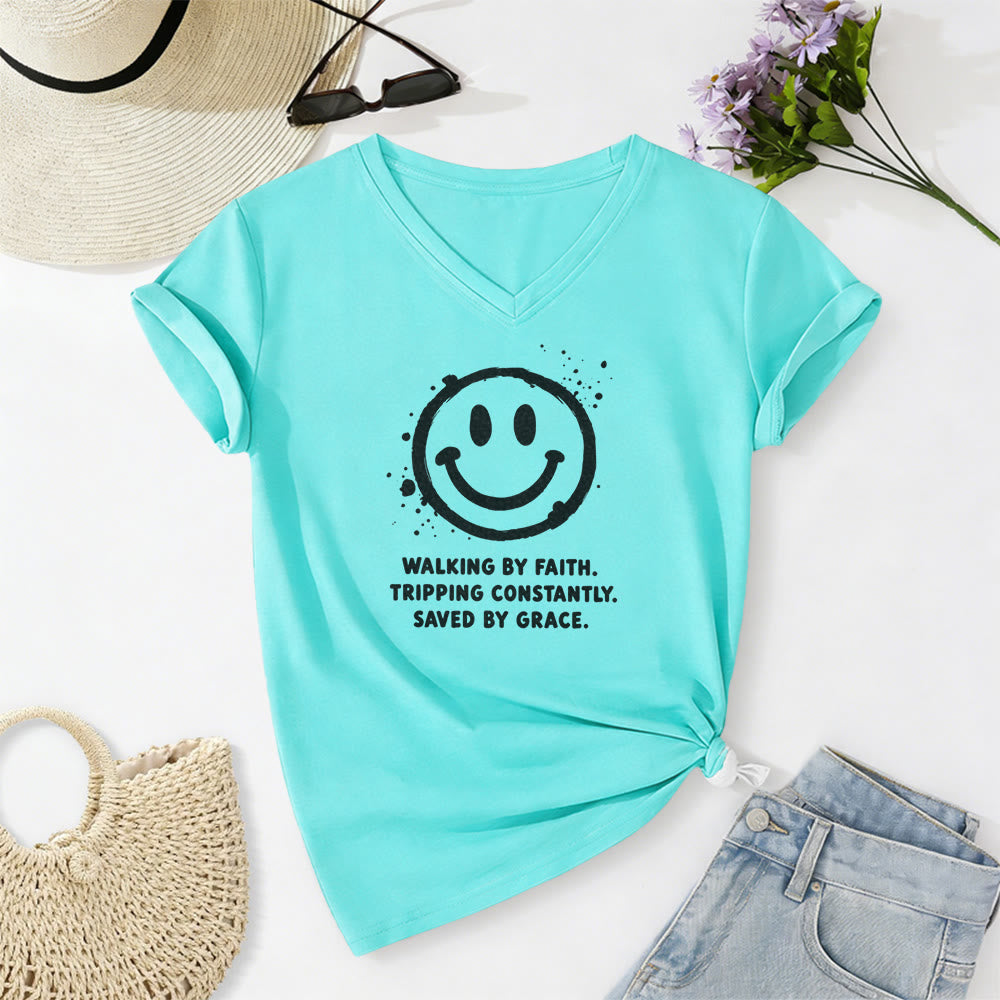 Christianartworkshop T-shirt casual con scollo a V e stampa "Walking By Faith Smiley". - Blu celeste - 2XL - image 10