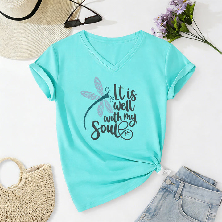 Christianartworkshop T-shirt casual con scollo a V e stampa calligrafica di libellula "It Is Well With My Soul" - Blu celeste - 2XL - image 8