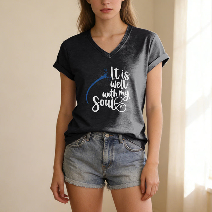 Christianartworkshop T-shirt casual con scollo a V e stampa calligrafica di libellula "It Is Well With My Soul" - image 13