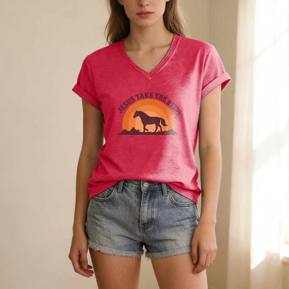 Christianartworkshop T-shirt casual con scollo a V e stampa "Gesù prendi le redini" con cavallo e tramonto. - image 1
