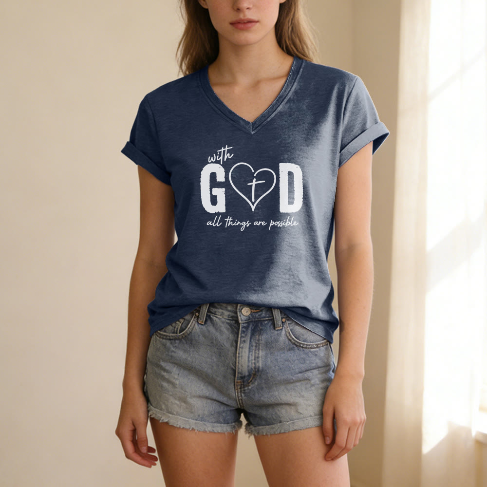 Christianartworkshop Con Dio tutto è possibile. T-shirt casual con scollo a V e stampa a cuore e croce. - image 19