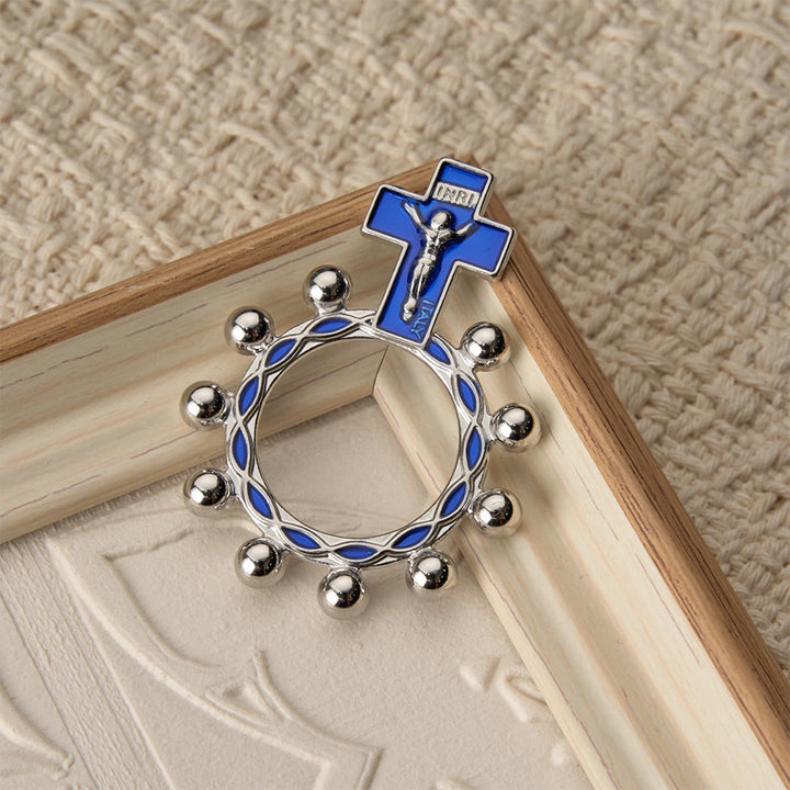 Christianartworkshop Anello rosario da dito con crocifisso, smalto blu e decorazioni a perline (set da 5/10): simbolo di redenzione. - image 10