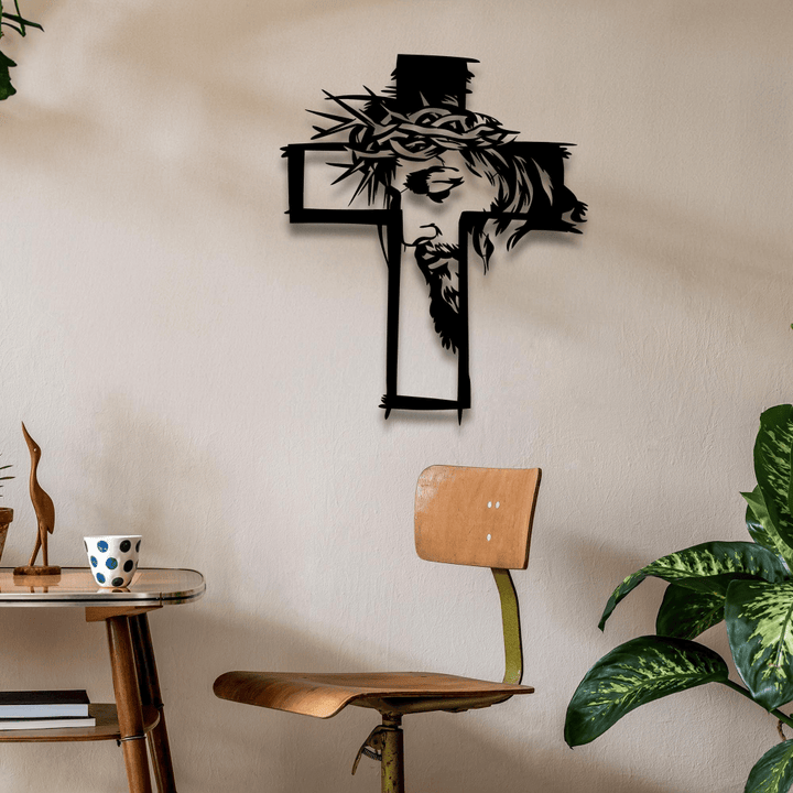 Christianartworkshop Decorazione murale in metallo con croce, Gesù e corona di spine: un suggestivo promemoria di grazia. - image 3