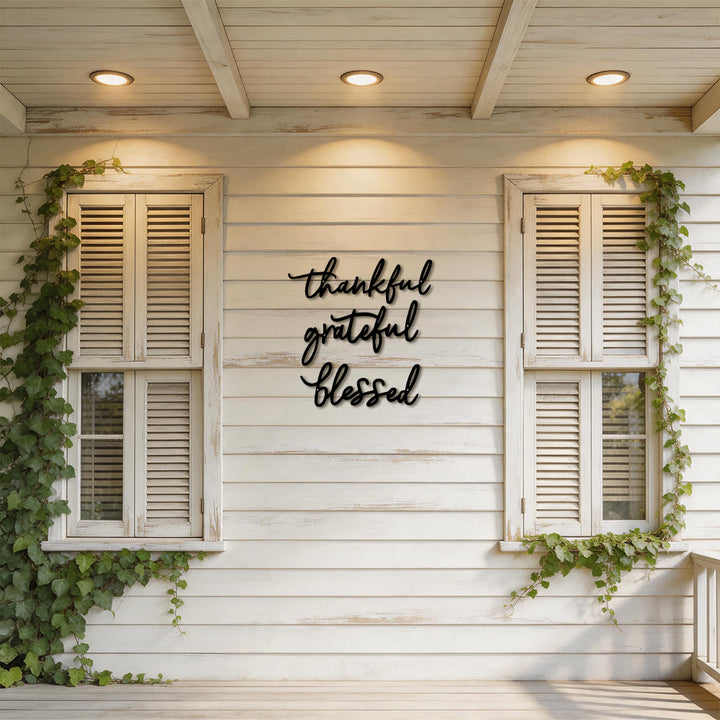 Christianartworkshop Decorazione murale moderna in metallo con scritta "Thankful Grateful Blessed": una potente dichiarazione di gratitudine. - image 3