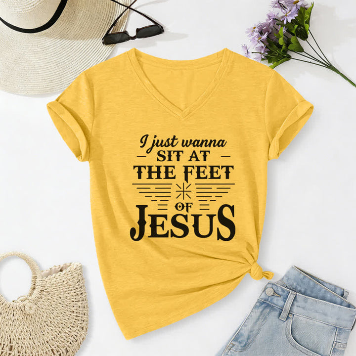 Maglietta con scollo a V "I Just Wanna Sit At The Feet of Jesus" Christianartworkshop - Giallo - 2XL - image 10
