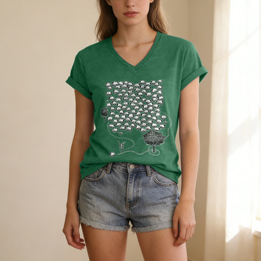 T-shirt con scollo a V e stampa grafica "Gruppo di pecore " Christianartworkshop - image 13