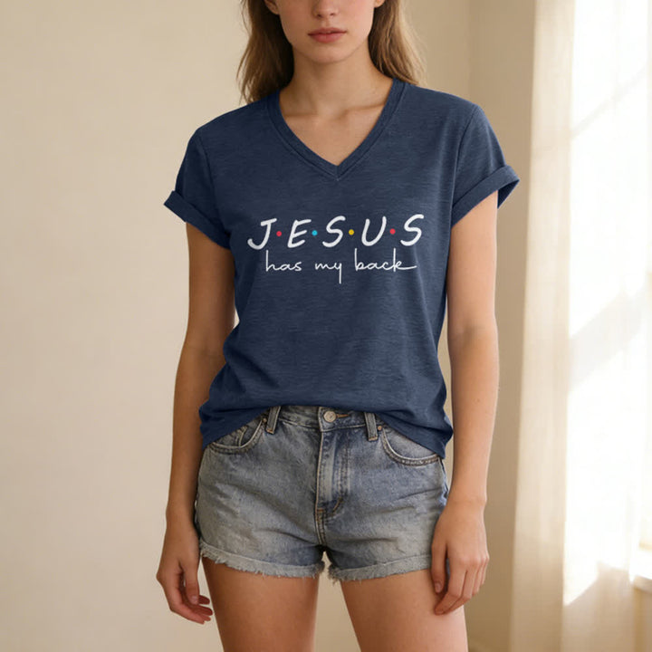 T-shirt da donna con scollo a V e stampa "Jesus Has My Back" Christianartworkshop - image 19