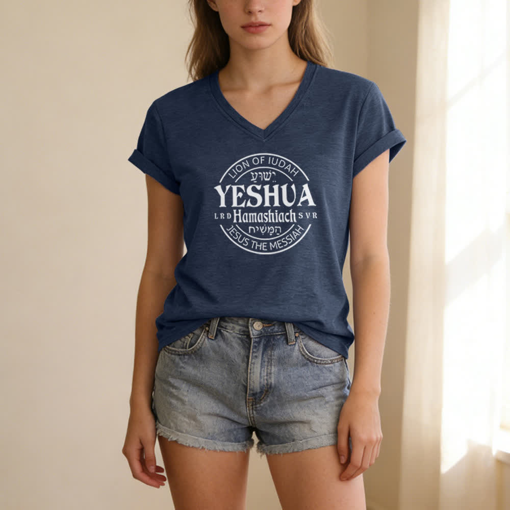 T-shirt casual da donna con scollo a V e stampa del Leone di Giuda Yeshua Christianartworkshop - image 17