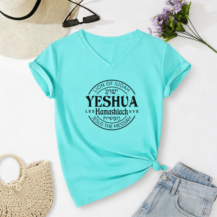 T-shirt casual da donna con scollo a V e stampa del Leone di Giuda Yeshua Christianartworkshop - Blu celeste - 2XL - image 14