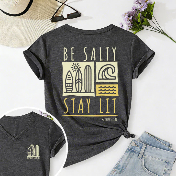 T-shirt casual da donna con scollo a V e stampa "Be Salty Stay Lit" Christianartworkshop. - Grigio scuro - 2XL - image 15