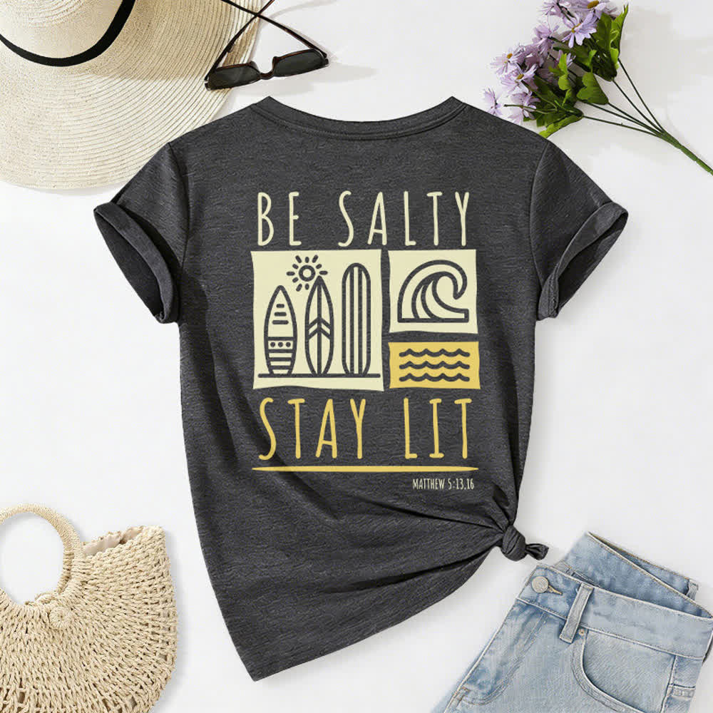 T-shirt casual da donna con scollo a V e stampa "Be Salty Stay Lit" Christianartworkshop. - image 16