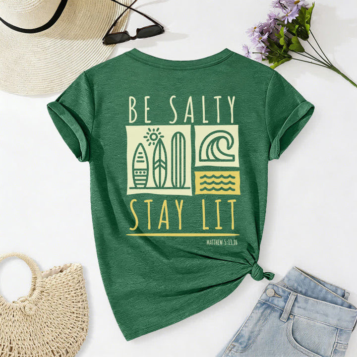 T-shirt casual da donna con scollo a V e stampa "Be Salty Stay Lit" Christianartworkshop. - image 36