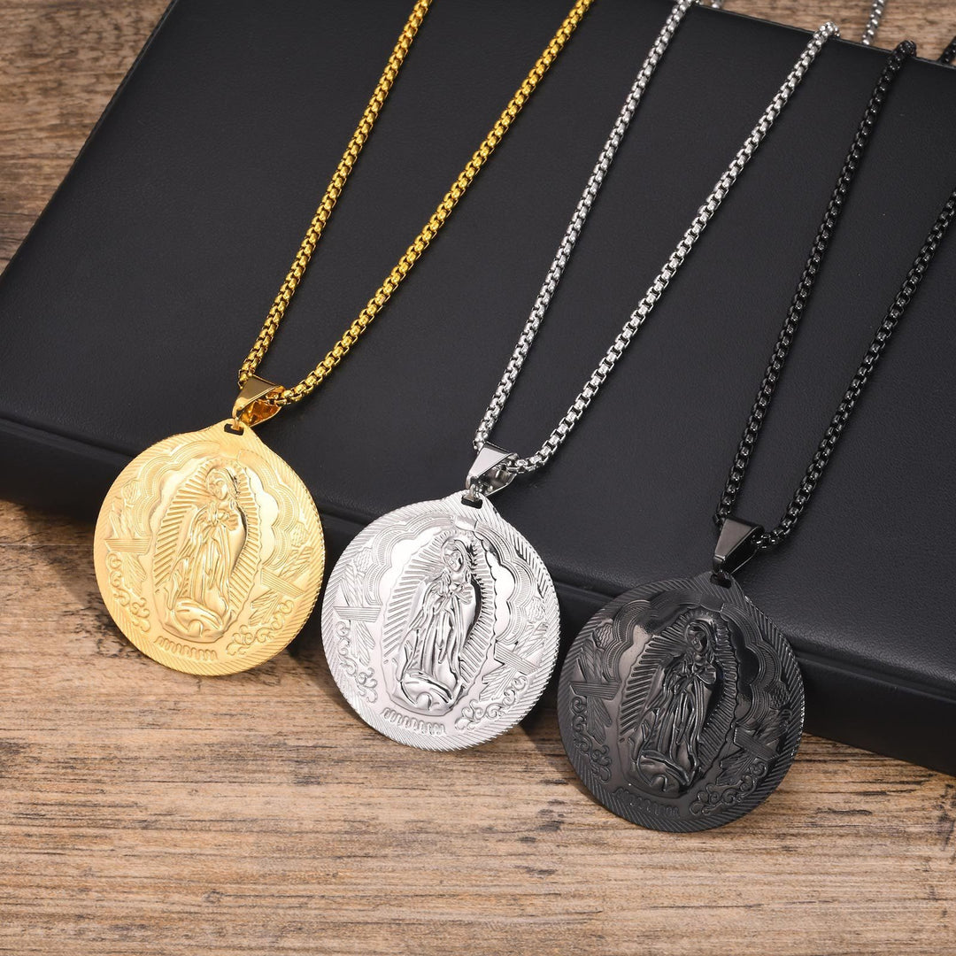 Christianartworkshop Collana con ciondolo della Madonna di Guadalupe in tre finiture: un simbolo di grazia mariana - image 0