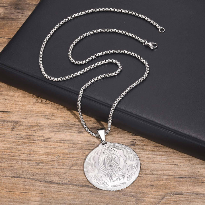 Christianartworkshop Collana con ciondolo della Madonna di Guadalupe in tre finiture: un simbolo di grazia mariana - Argento - image 2