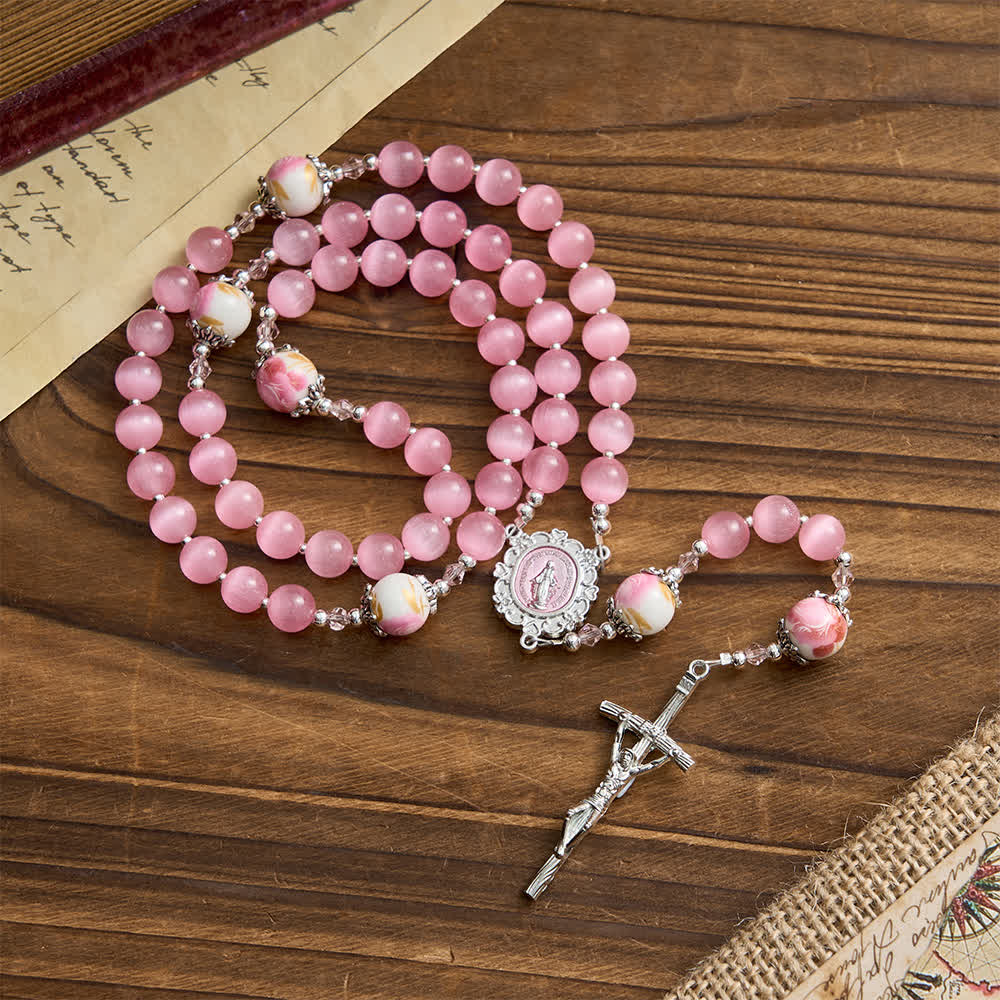Christianartworkshop Elegante rosario rosa occhio di gatto con devozione mariana floreale - Nostra Signora e il Crocifisso - image 0