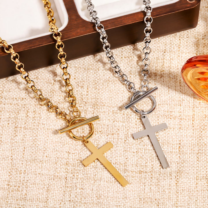 Christianartworkshop Elegante collana con croce, chiusura a moschettone e catena Rolo: un promemoria della grazia divina. - image 0