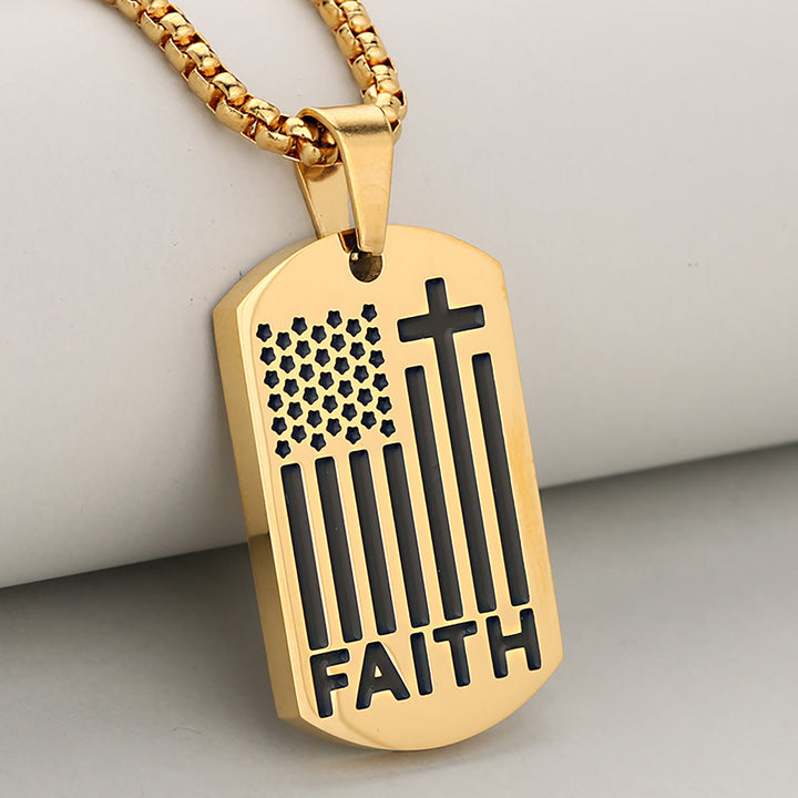 Christianartworkshop Ciondolo a forma di croce patriottica con catenina a maglia fine: un promemoria della grazia divina e nazionale. - Oro e nero - image 0