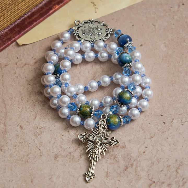 Christianartworkshop Rosario con perline bianche e blu sfumate di verde e con l'immagine della Madonna. - image 2