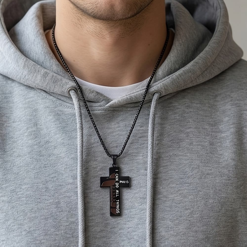 Christianartworkshop Collana con croce da calcio senza tempo, con incisione di una frase biblica e disponibile nelle versioni nera e argento. - image 3